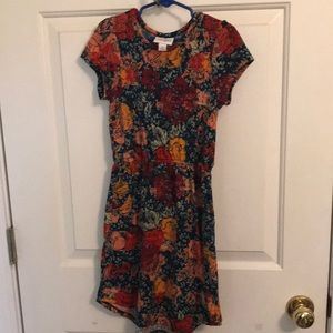 Lularoe girls Mae dress size 8; great condition. No damage.